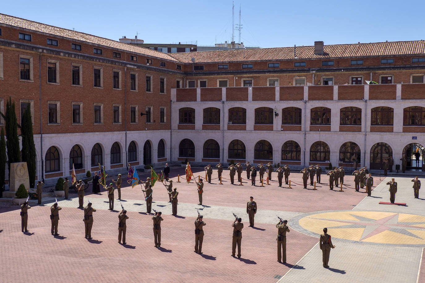 Homenaje de las Fuerzas Armadas en Burgos