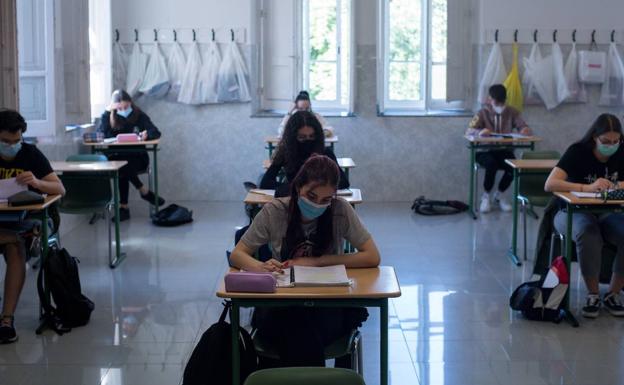 Educación destina dos millones de euros para la segunda convocatoria de las becas universitarias 2019-2020