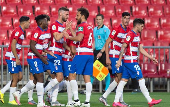 El Granada remonta ante el Getafe para seguir soñando con Europa