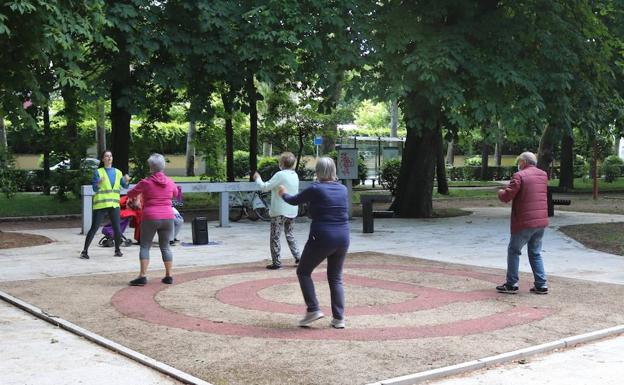 De la esterilla en casa al ejercicio al aire libre, los burgaleses se ponen en forma