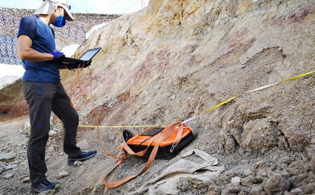 El georradar se une a la excavación de Torrelara para localizar concentraciones de restos fósiles de dinosaurios