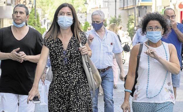 La multa por no llevar mascarilla a partir de hoy será de 100 euros en Castilla y León