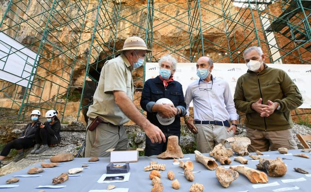 Hispania Nostra entrega a Moradillo la placa que premia la conservación del patrimonio