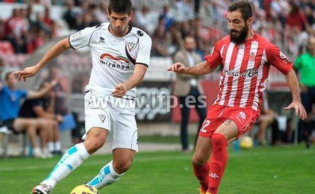 Gorka Kijera abandona el Mirandés tras seis temporadas