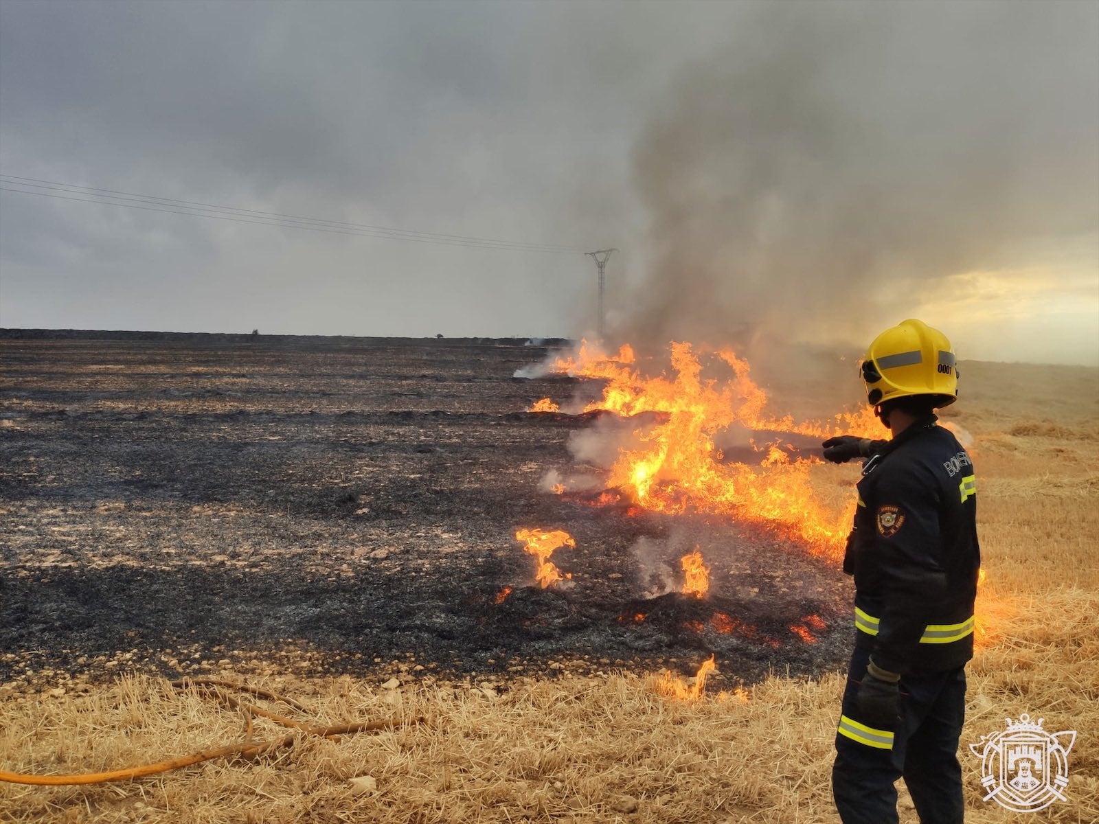 Un incendio en Villagonzalo-Pedernales activa las alarmas en Burgos