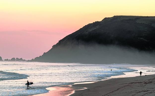 Zarautz, soy una surfista