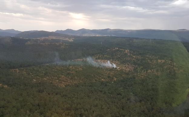 Los rayos provocan tres incendios en la provincia durante la tarde del sábado