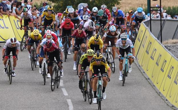 Van Aert, primer líder del Dauphiné