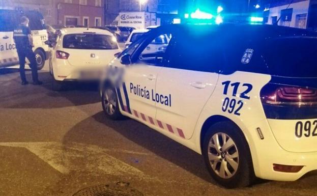 La Policía Local denuncia a dos conductores por dar positivo por alcohol y drogas respectivamente