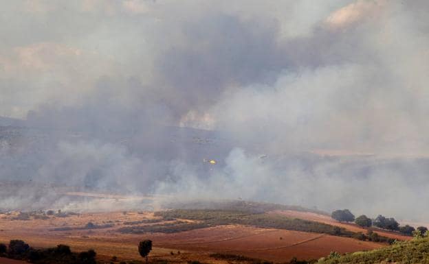 El incendio de Lober (Zamora) supera las 2.000 hectáreas carbonizadas