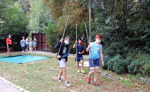 Una infancia con energía y conciencia encara la recta final de los Campamentos Urbanos 'con oxígeno' de Burgos