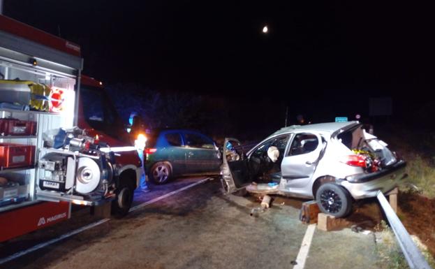 Dos niñas de 10 y 12 años y su padre de 37 mueren en un accidente de tráfico entre Miranda y La Rioja