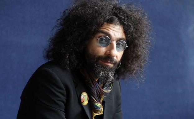 Ara Malikian: «La música no para la guerra, pero cambia a quien la hace»