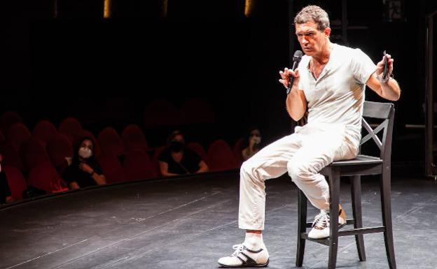 Banderas: «Quiero unos Goya muy cortos, no un programa de humor»