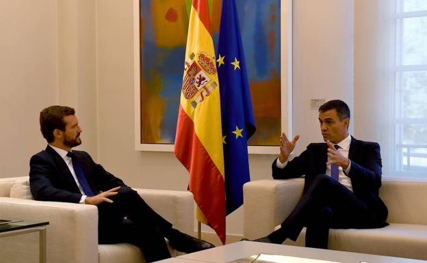 Sánchez y Casado interfieren en la negociación para renovar el Poder Judicial