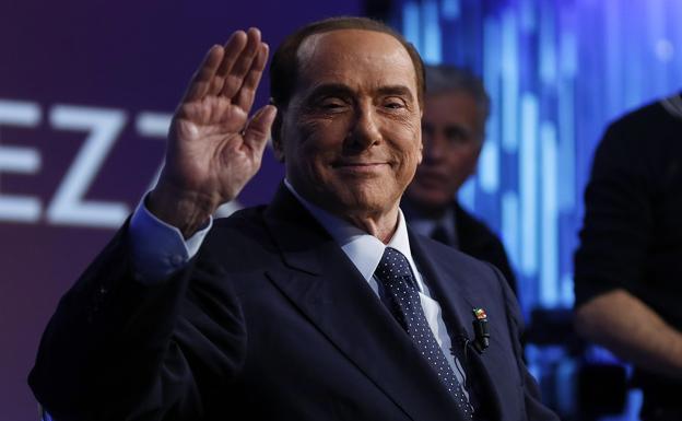 Ingresan a Berlusconi en un hospital de Milán tras infectarse de coronavirus