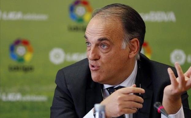 El Gobierno lleva a Tebas a la Fiscalía por el 'caso Fuenla'