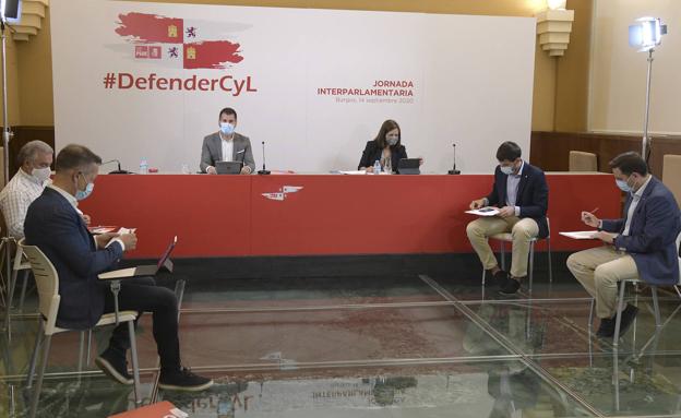 Tudanca pide al PP que asuma su responsabilidad y deje de preocuparse sólo de «tapar su corrupción»