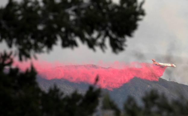 El fuego «toca a la puerta» del histórico observatorio de Los Ángeles