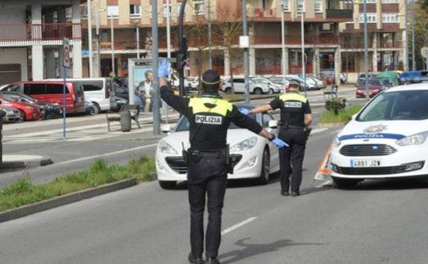 Qué justificantes hay que llevar en el coche para evitar una multa por la covid