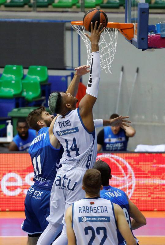 Imágenes de la victoria del San Pablo Burgos frente al Acunsa GBC