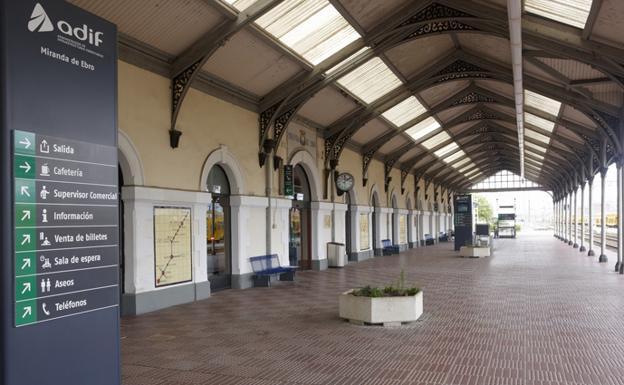 Aumentan la frecuencia de los trenes entre Miranda y Vitoria