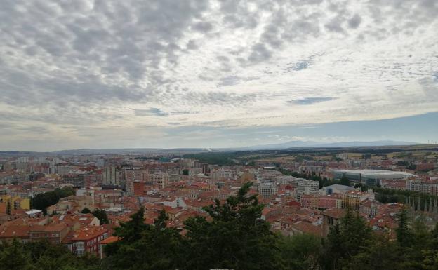 Las nubes cobran protagonismo a la espera de las primeras nieves