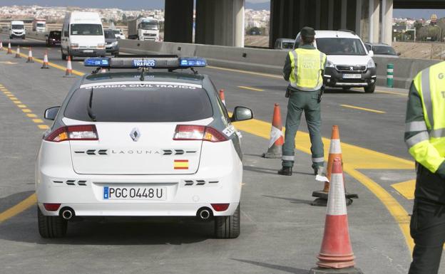 La DGT, a la espera de Madrid para la operación salida del puente