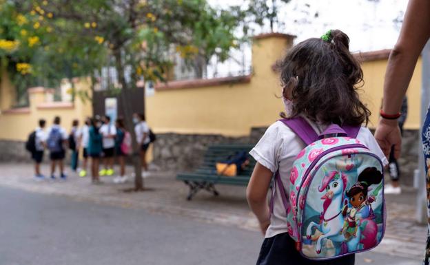 La Junta pone en cuarentena cinco nuevas aulas en Burgos por covid