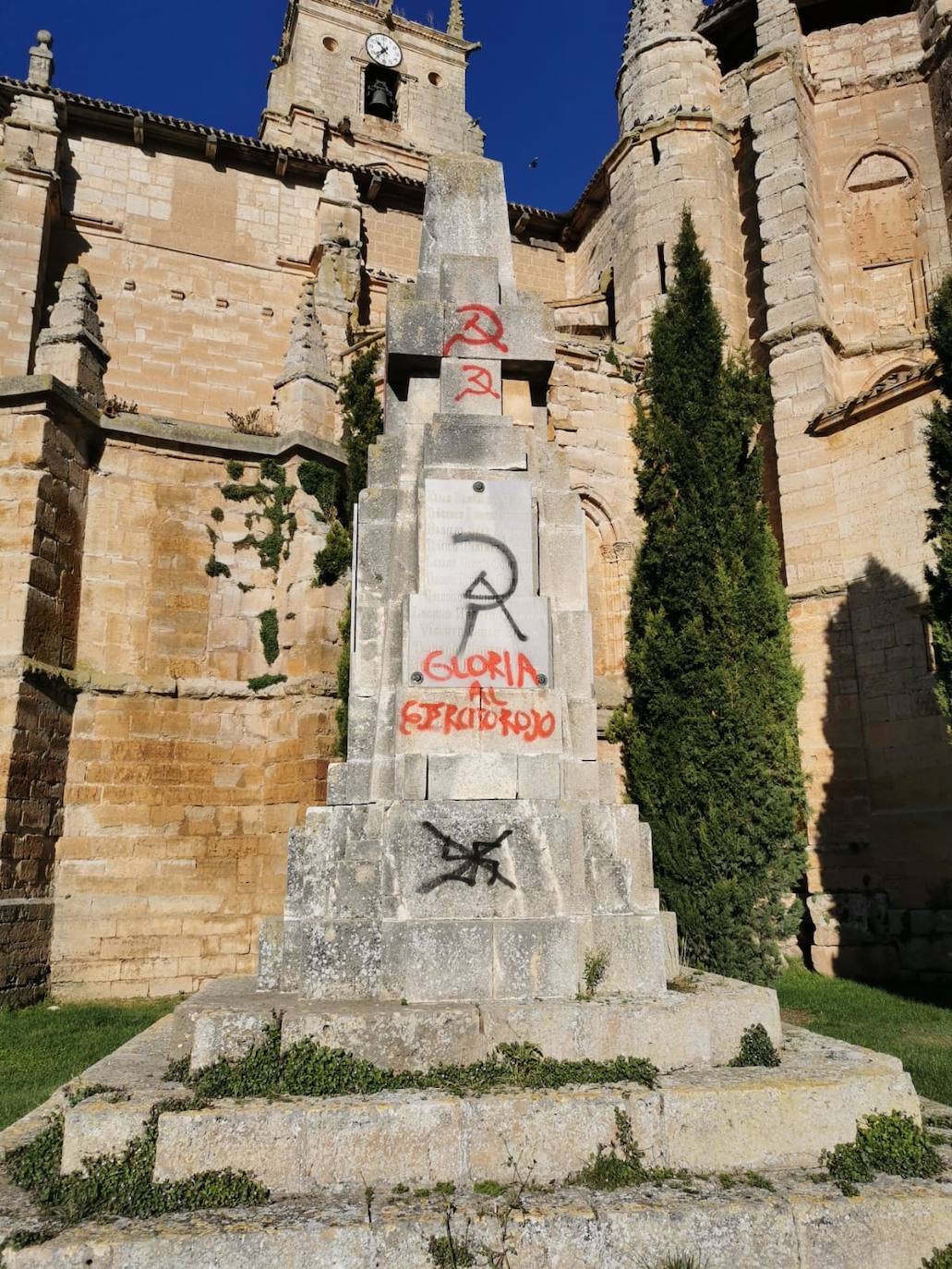 La iglesia de Santa María la Real de Sasamón, objeto de actos vandálicos esta madrugada