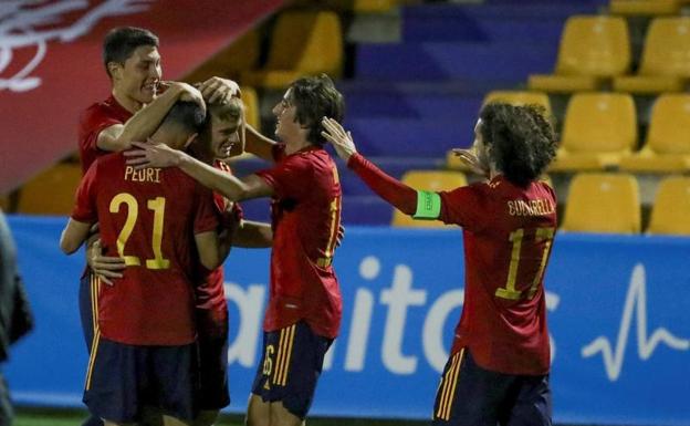 España se clasifica para el Europeo y encuentra a su '9'