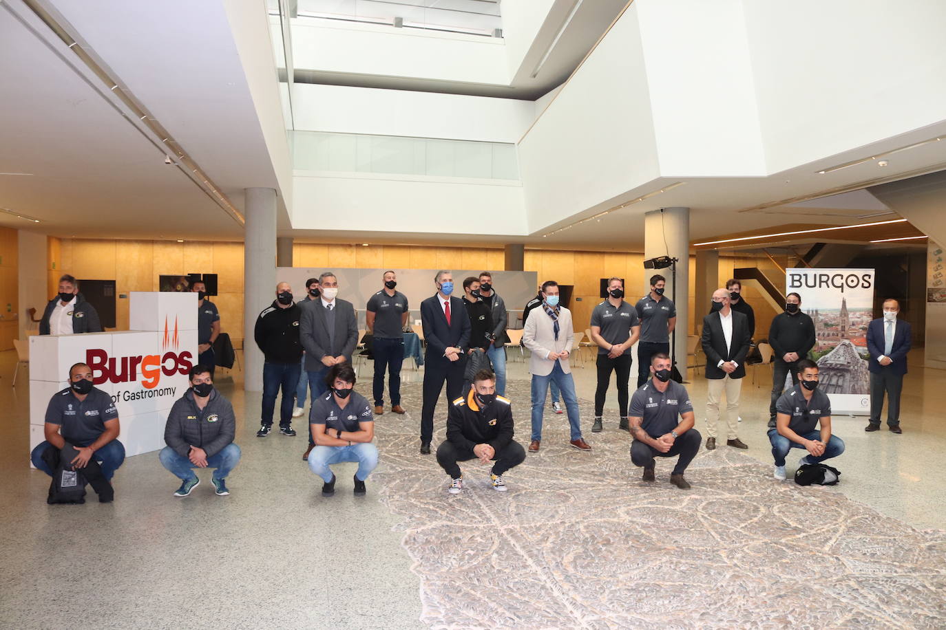 La covid modifica los 50 años del UBU Colina Clinic