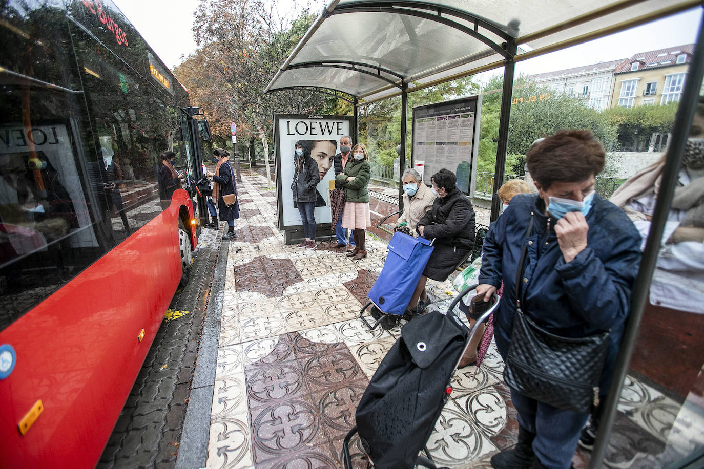 La lluvia marca el primer día de confinamiento en Burgos