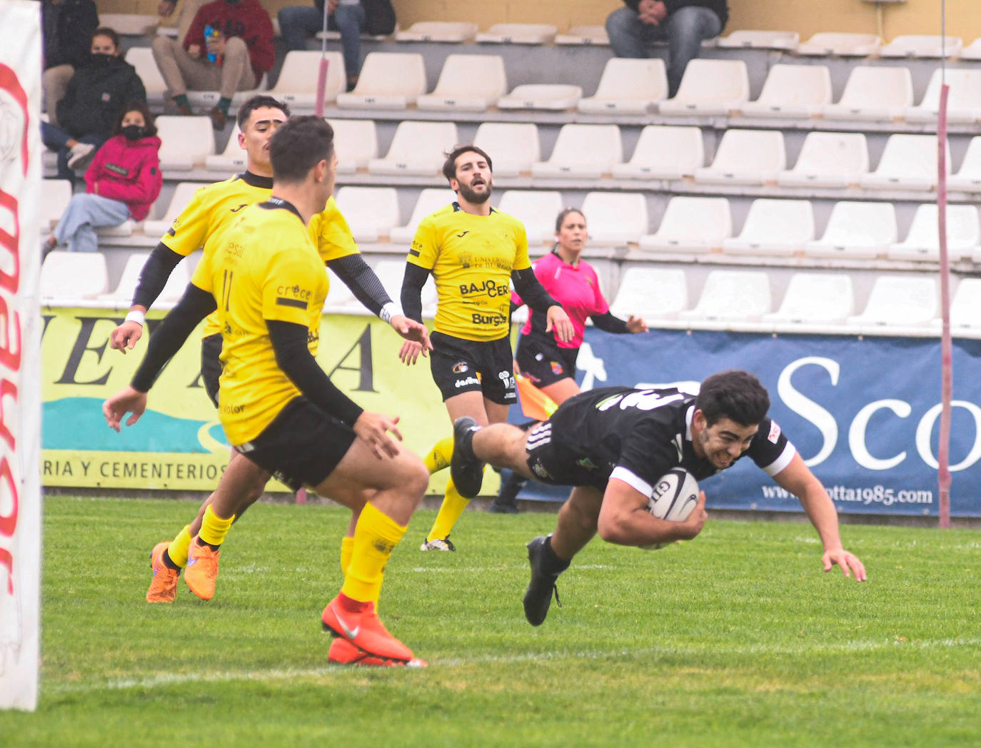 El UBU Colina Clinic no puede con El Salvador