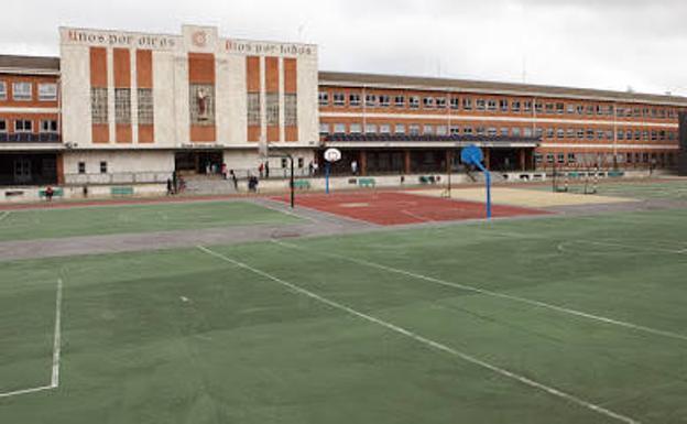 Dos aulas de un colegio de Burgos, una de Aranda y otra de Miranda entran en cuarentena por covid