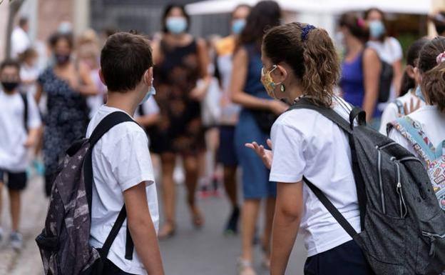 La covid obliga a aislar otras siete aulas en Burgos