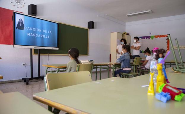 Una nueva aula en cuarentena en Burgos por la covid-19