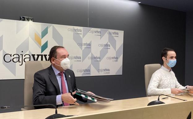Cajaviva Caja Rural y AJE renuevan su convenio para apoyar a los jóvenes emprendedores