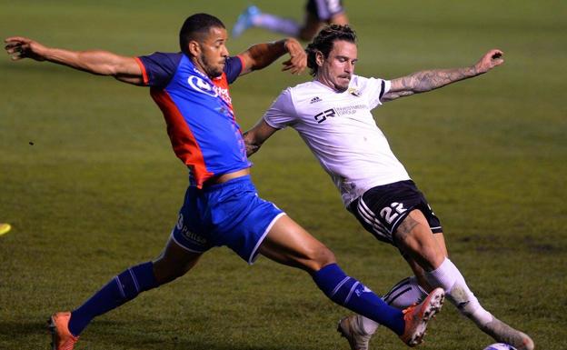 El Burgos CF, a levantar el vuelo ante el Marino de Luanco