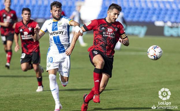 Mirandés-Cartagena, un duelo con el mismo objetivo: la permanencia