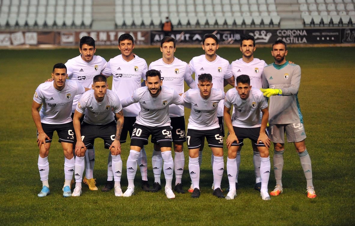 El Burgos CF logra la segunda plaza tras vencer al Marino de Luanco (2-0)