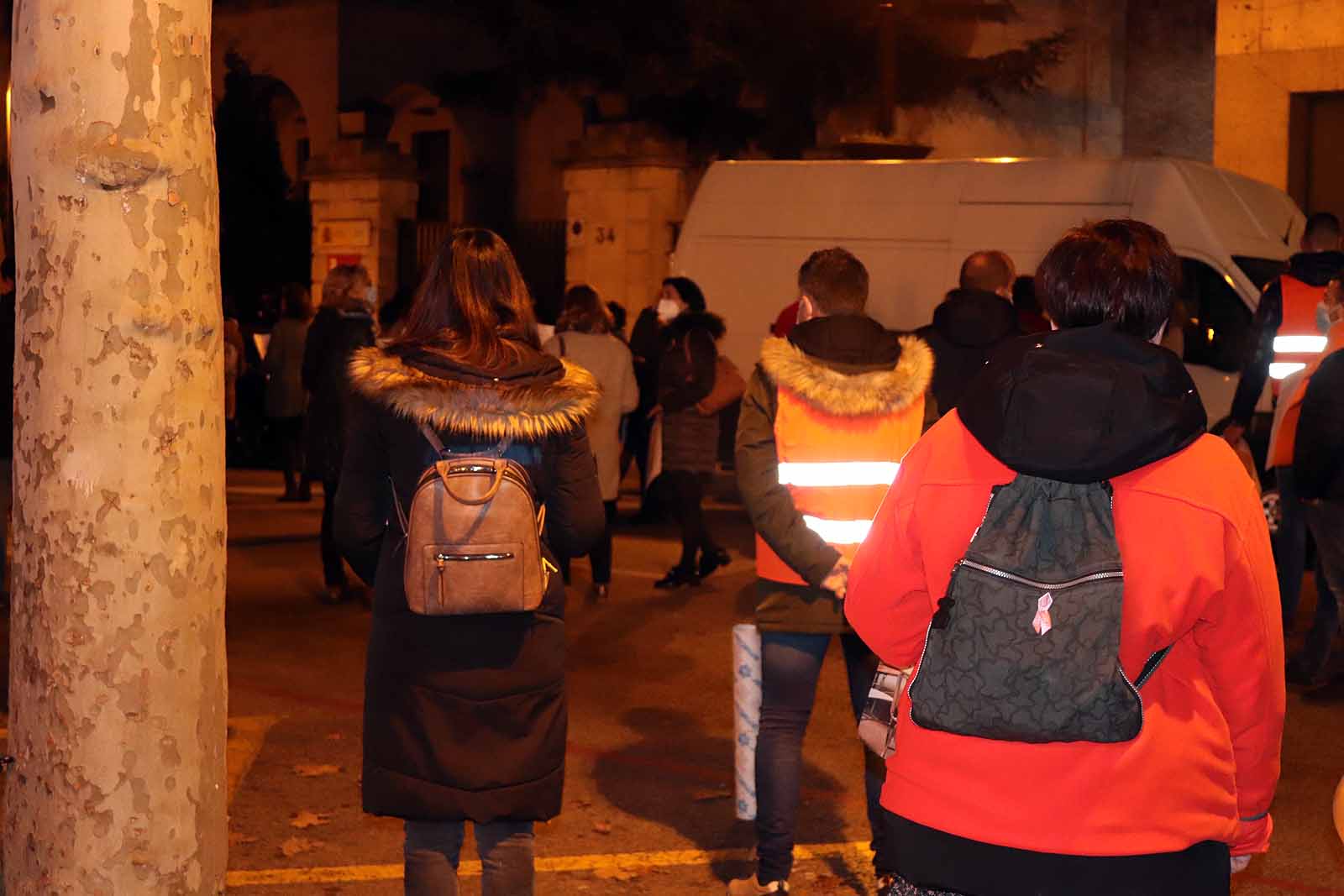 200 personas protestan contra la 'Ley Celaá' en Burgos