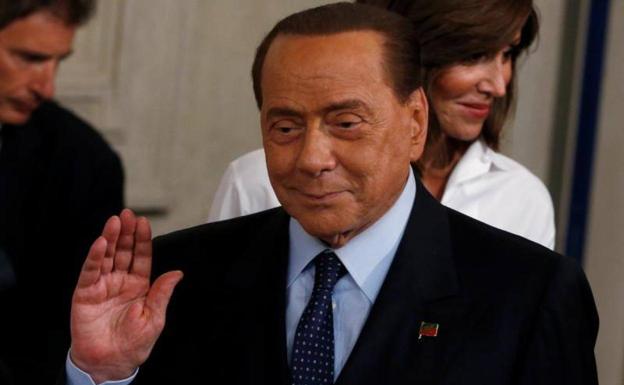 Berlusconi sufre una recaída tras superar el coronavirus