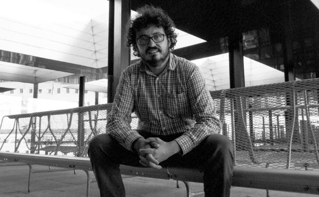 El profesor de la UBU Rayco González gana el Premio Paco Rabal de Periodismo Cultural con el artículo 'El público prohibido'