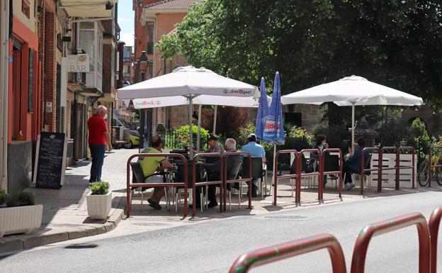 La Diputación realizará un estudio para aprobar ayudas directas a la hostelería rural burgalesa