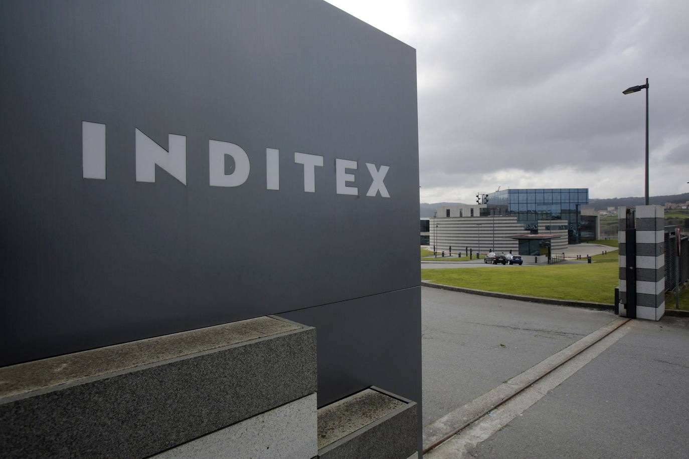 Inditex vuelve al beneficio al ganar 671 millones hasta octubre