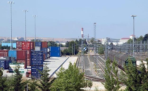 Kronospan recibe 7 millones de euros para cofinanciar un nuevo acceso ferroviario