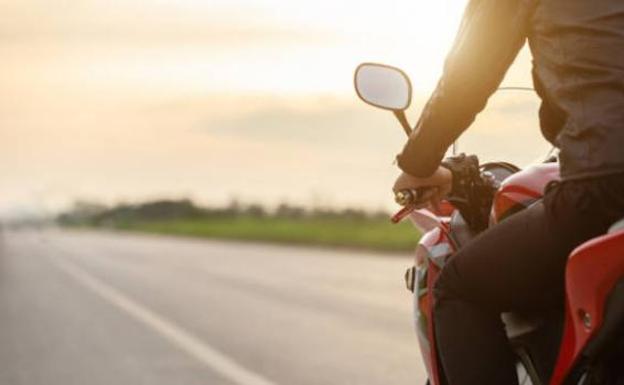 Las motos podrán utilizar el arcén en zonas congestionadas a 40 km/h