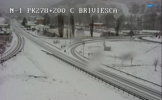 Continúan los problemas por la nieve en varias carreteras burgalesas