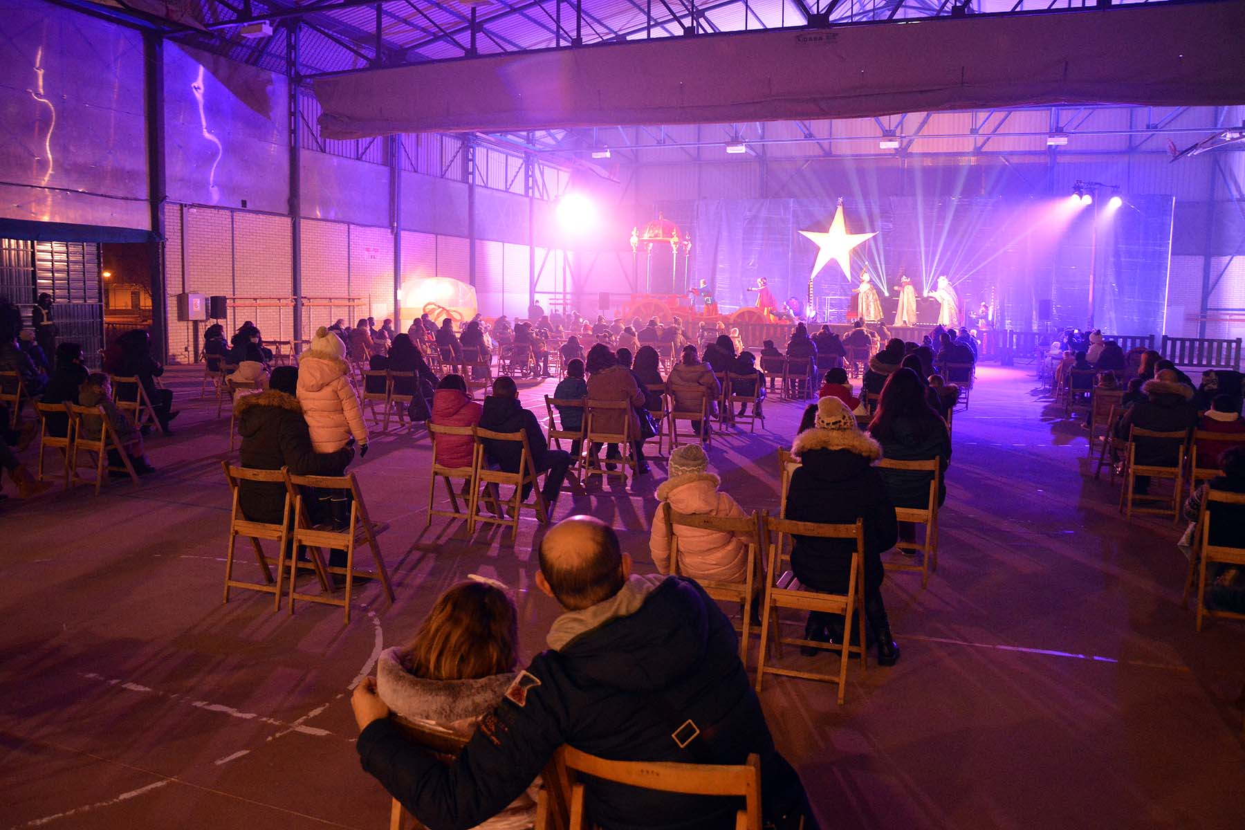 Los Reyes Magos visitan Burgos a pesar de la pandemia